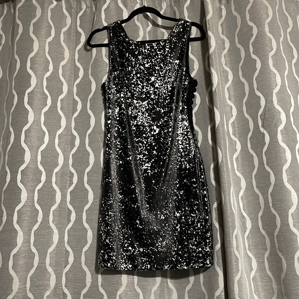 Black and Silver Sparkle Dress 🤍🖤Size S GB
